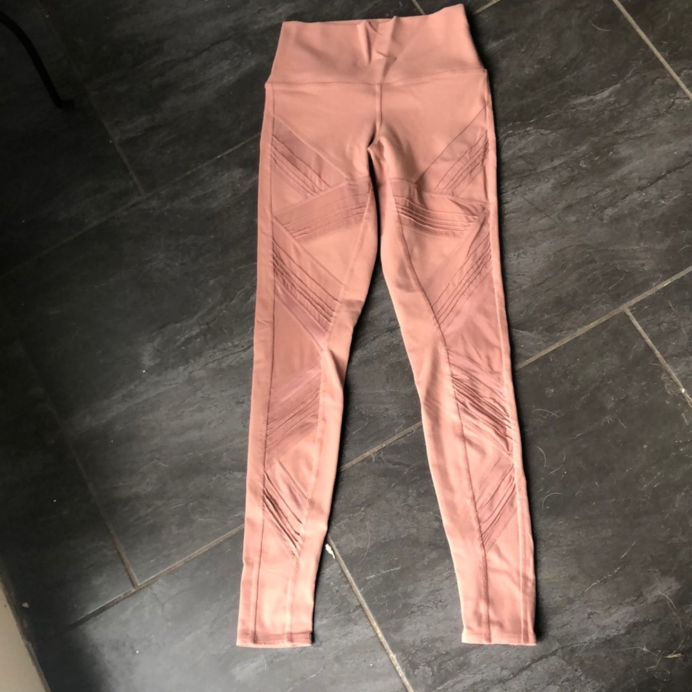 Alo Yoga Moto Legging